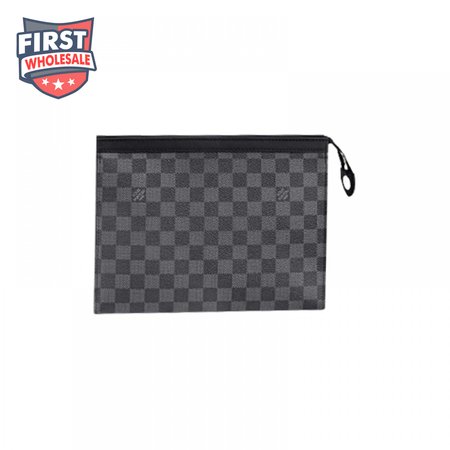 pochette voyage mm monogram eclipse lp54