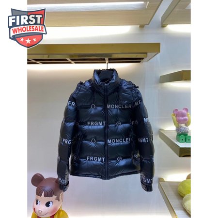 Moncler 2020 Down Jacket MC330086