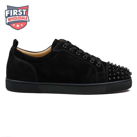 CHRISTIAN LOUBOUTIN LOW TOP SNEAKER - CL9