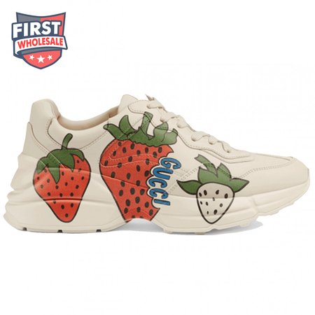 GUCCI RHYTON SNEAKER WITH STRAWBERRY