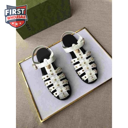 GUCCI SANDAL WITH DOUBLE G - SDG003